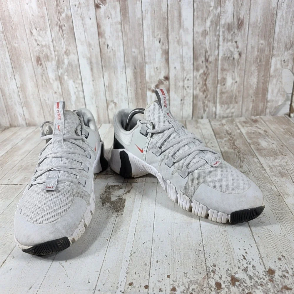 Nike Free Metcon 5 Womens Training Shoes Grey Red DV3950-002 US 10